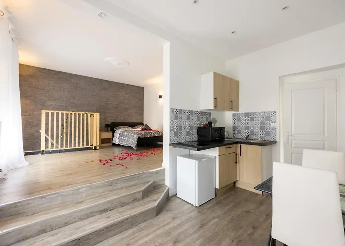 Cosy Jacuzzi Romantique * 南特